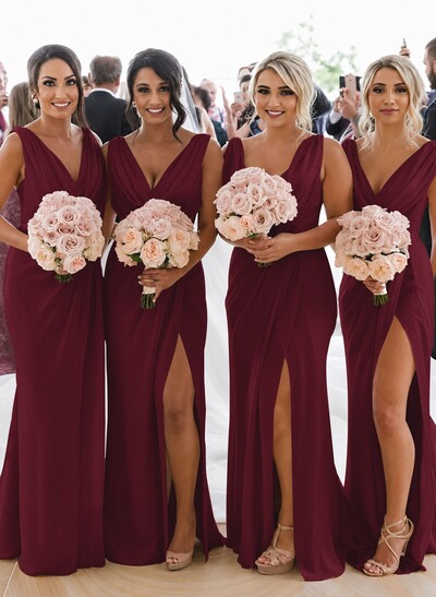 Sheath/Column Cowl Neck Sleeveless Chiffon Bridesmaid Dresses With Pleated Split Front