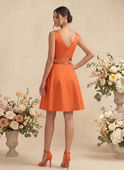 A-Line/Princess V Neck Knee-Length Satin Bridesmaid Dress With Pleated