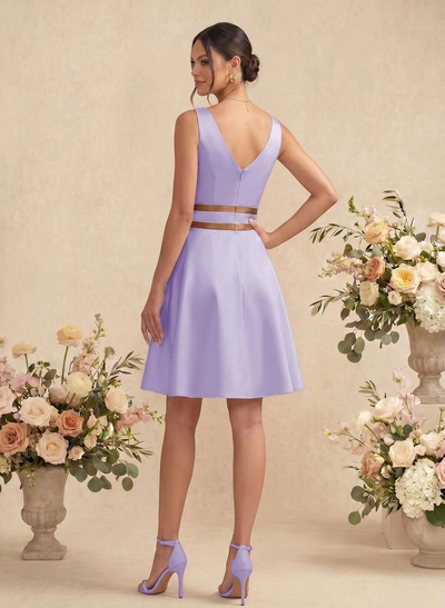 A-Line/Princess V Neck Knee-Length Satin Bridesmaid Dress With Pleated