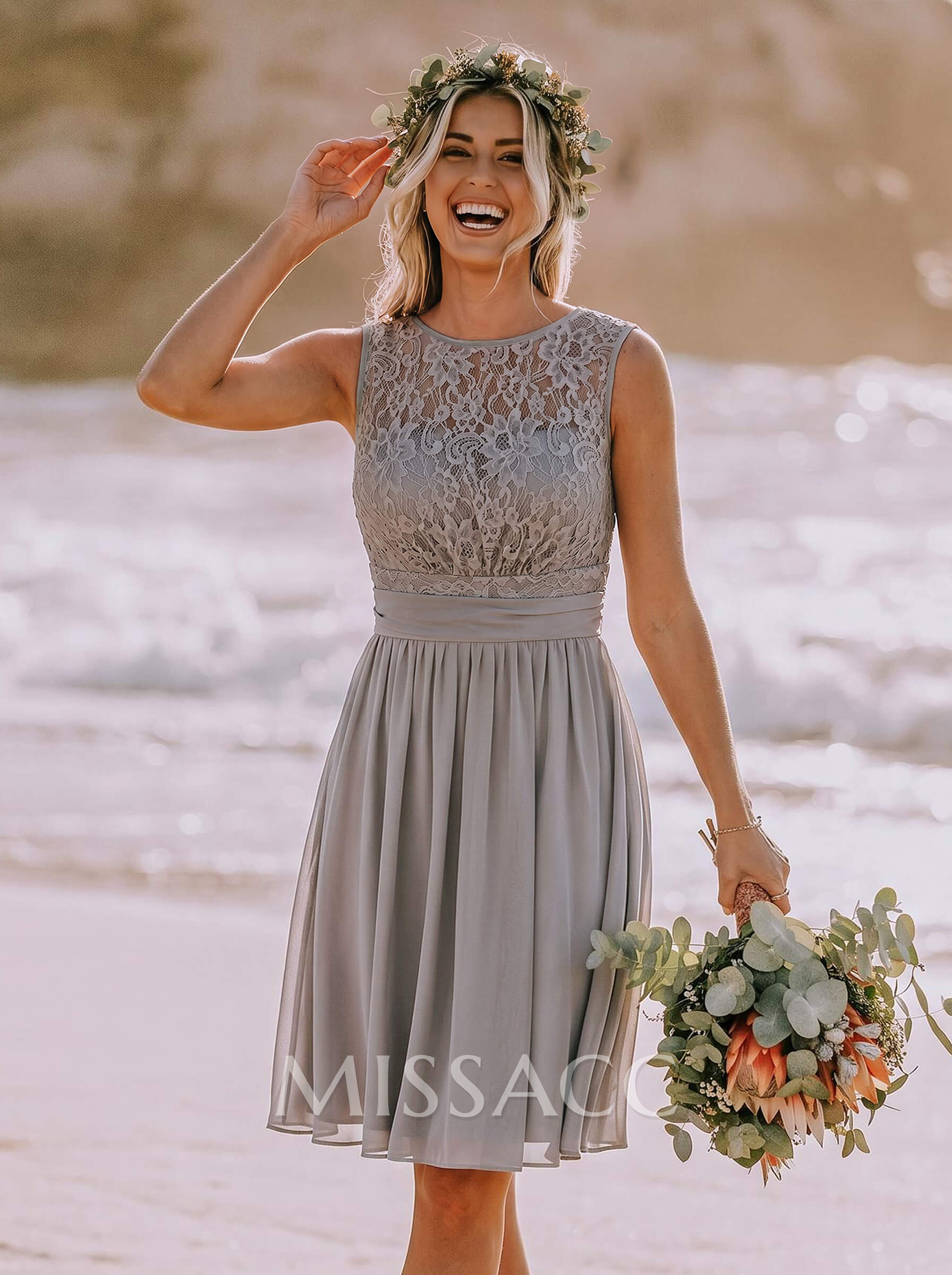 A-Line/Princess Scoop Neck Knee-Length Chiffon Bridesmaid Dress With Lace A-Line/Princess Scoop Neck Knee-Length Chiffon Bridesmaid Dress With Lace