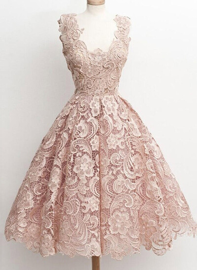 A-Line V-Neck Knee-Length Lace Cocktail Dresses