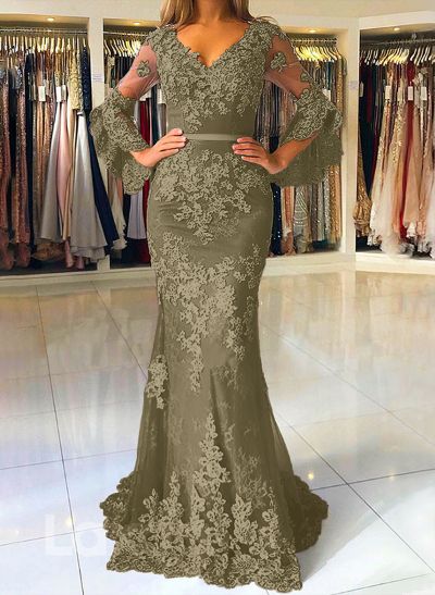 Trumpet/Mermaid V-Neck Tulle Long Sleeves Sweep Train Evening Dresses With Appliques Lace