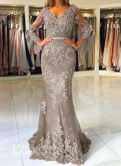 Trumpet/Mermaid V-Neck Tulle Long Sleeves Sweep Train Evening Dresses With Appliques Lace
