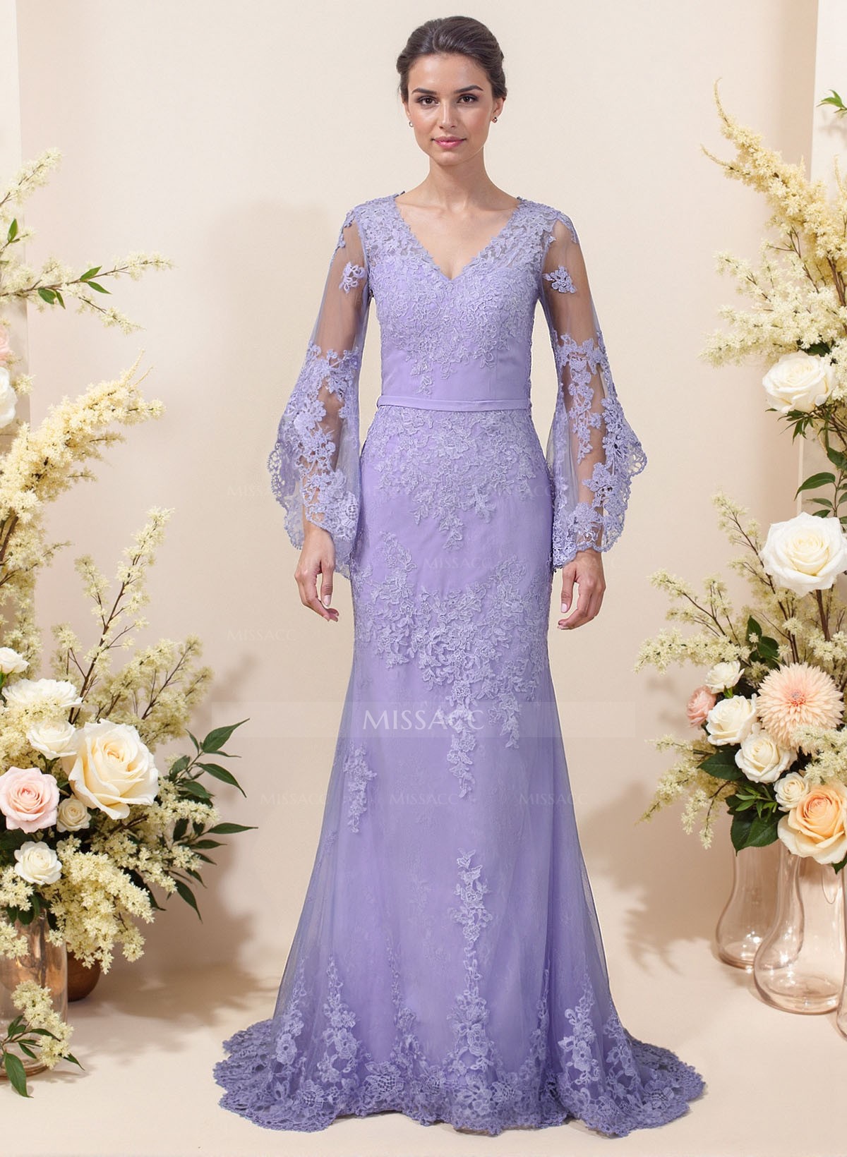 Trumpet/Mermaid V-Neck Tulle Long Sleeves Sweep Train Evening Dresses With Appliques Lace