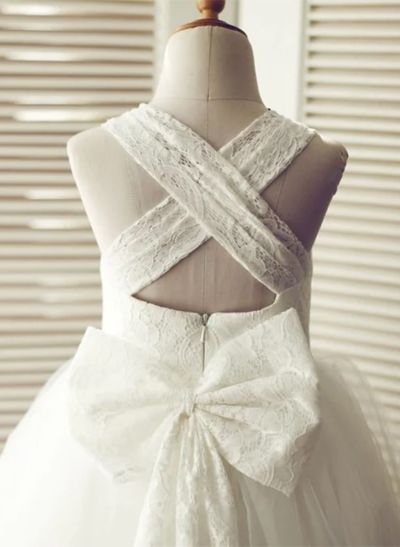 A-line/Princess Halter Knee-Length Lace Tulle Flower Girl Dress With Bowknot