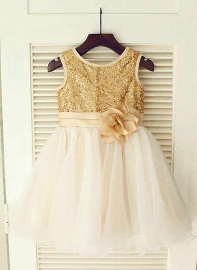 A-line/Princess Scoop Neck Knee-Length Tulle Sequined Flower Girl Dress With Flower Sash