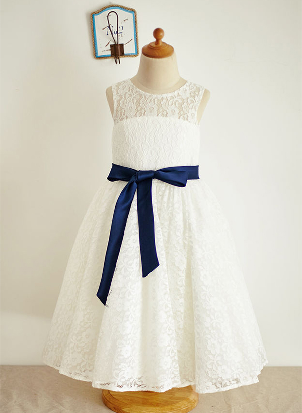 A-line/Princess Scoop Neck Knee-Length Lace Tulle Flower Girl Dress With Sashes