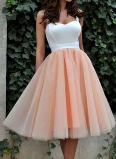 A-Line Sweetheart Sleeveless Tulle Knee-Length Homecoming Dress With Ruffle Pleated