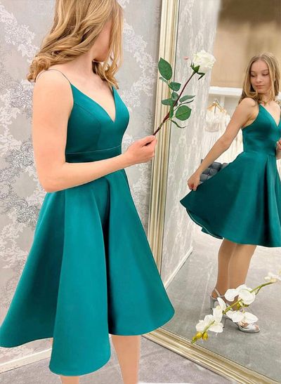 A-line V Neck Sleeveless Satin Short/Mini Homecoming Dress With Pleated