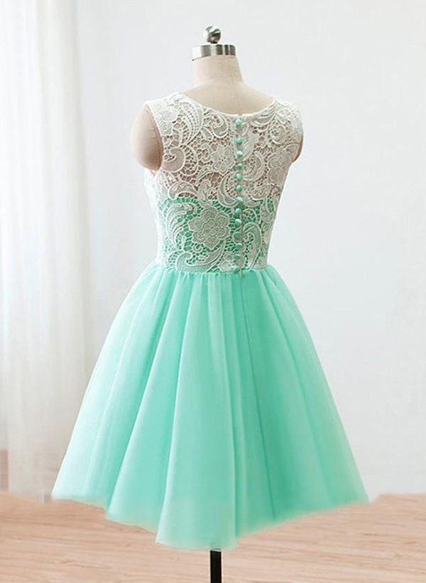A-Line/Princess Sleeveless Scoop Neck Short/Mini Tulle Homecoming Dress With Lace