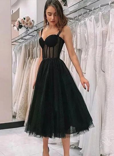 A-Line/Princess Sweetheart Sleeveless Lace Tea-Length Homecoming Dresses With Ruffle Pleated
