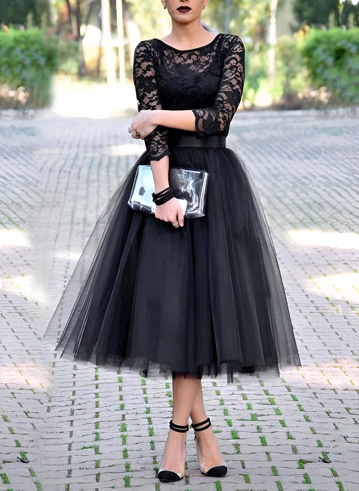 A-Line Scoop Neck Tea-Length Tulle Mother Of The Bride Dress With Lace