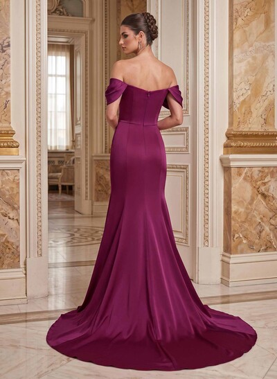 Trumpet/Mermaid Off-The-Shoulder Sweep Train Satin Mother Of The Bride Dresses With Ruffles