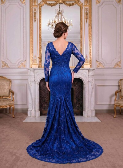 Exquisite Plunge Neck Trumpet Floral Embroidered Mother Of The Bride Dresses