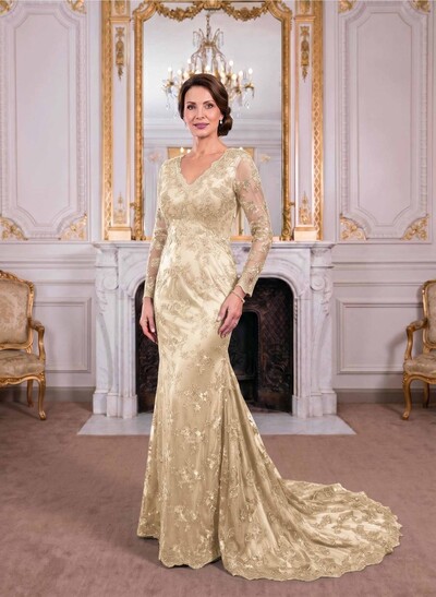 Exquisite Plunge Neck Trumpet Floral Embroidered Mother Of The Bride Dresses