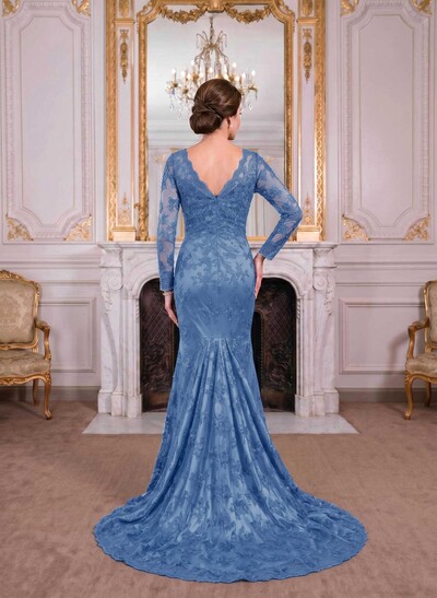 Exquisite Plunge Neck Trumpet Floral Embroidered Mother Of The Bride Dresses