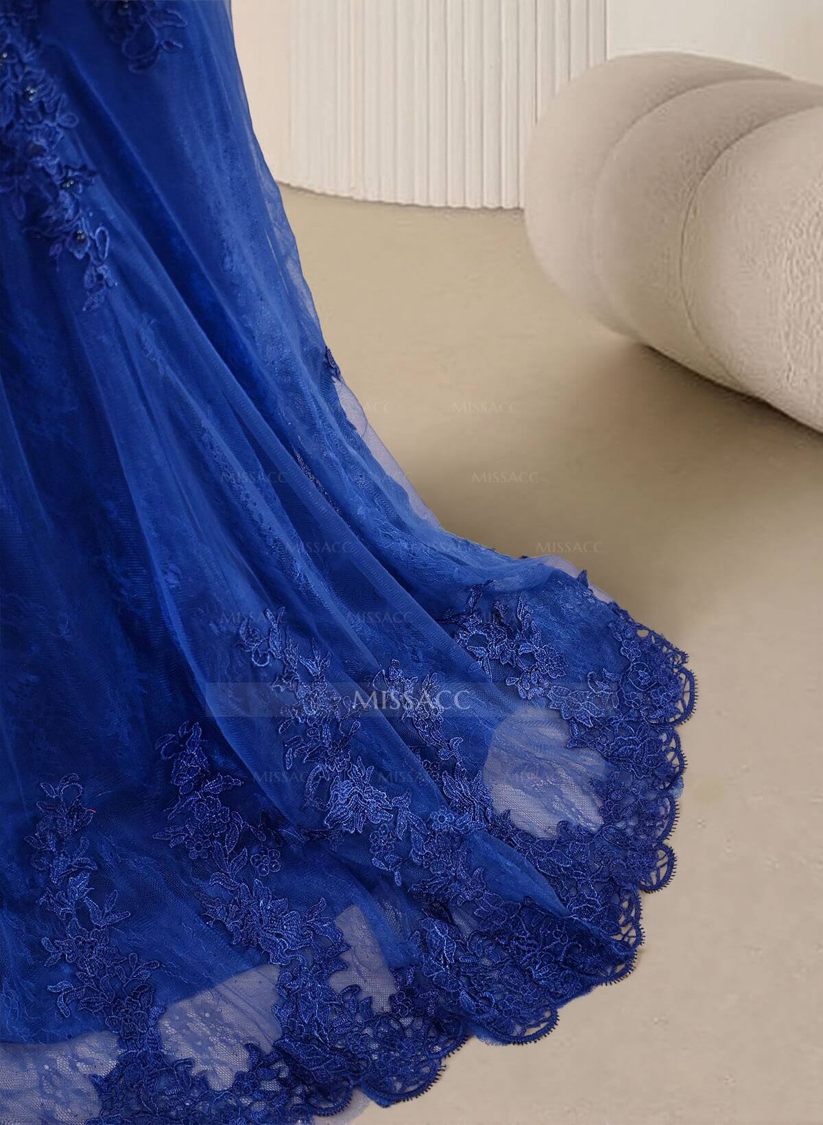 Trumpet/Mermaid Sweetheart Sleeveless Floor-Length Tulle Prom Dress With Appliques Lace