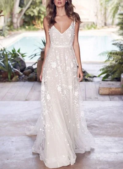 A-Line/Princess V Neck Tulle Lace Sweep Train Wedding Dresses With Appliques Lace