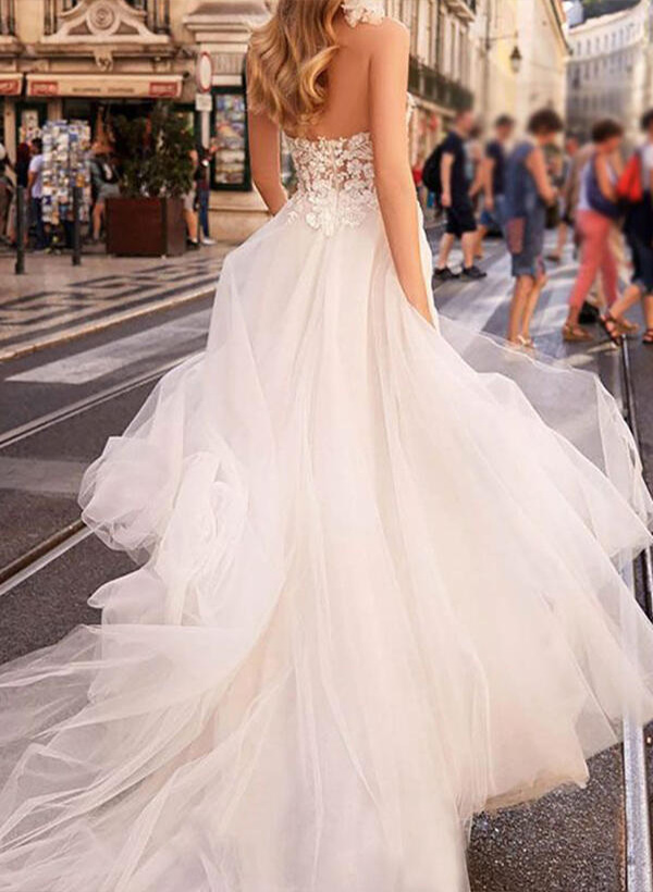 A-Line/Princess Strapless Tulle Lace Court Train Wedding Dresses With Lace