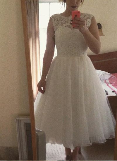 A-line/Princess Scoop Neck Tea-Length Organza Wedding Dress With Lace