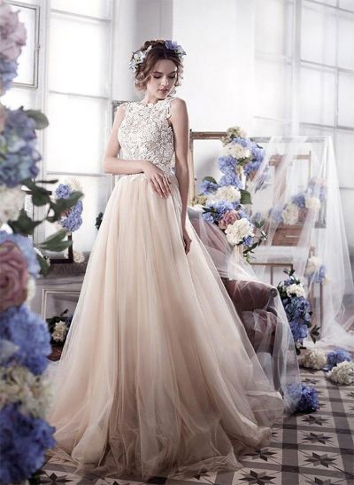 A-Line Tulle Scoop Neck Sweep Train Covered Button Wedding Dress With lace