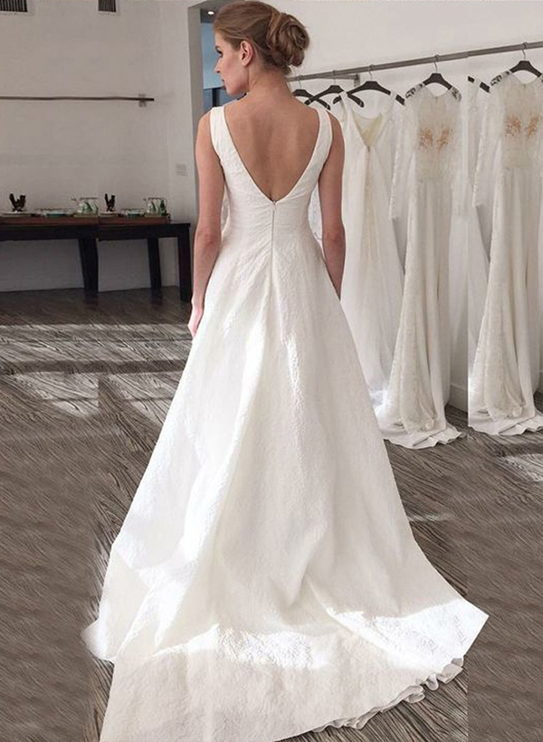 A-line/Princess Sleeveless Sweep Train Lace Wedding Dress With Lace