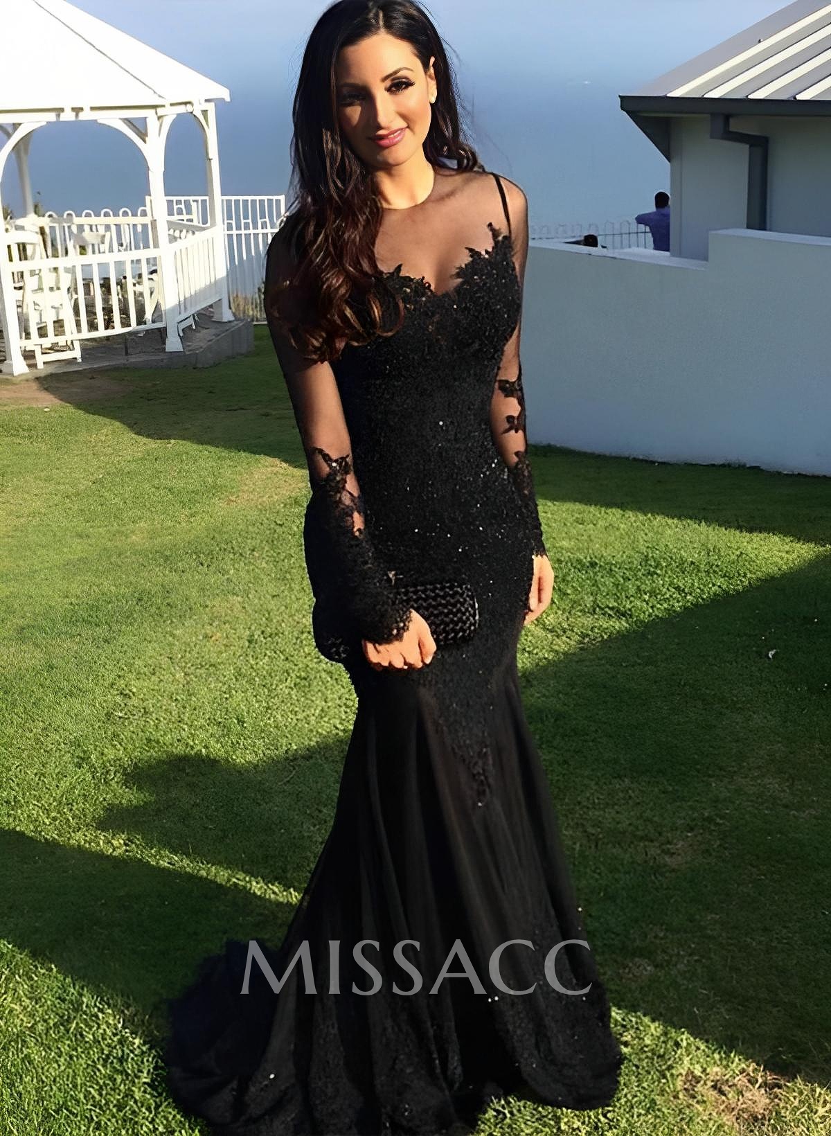 Trumpet/Mermaid Illusion Neck Sweep Train Prom Dresses With Appliques Lace