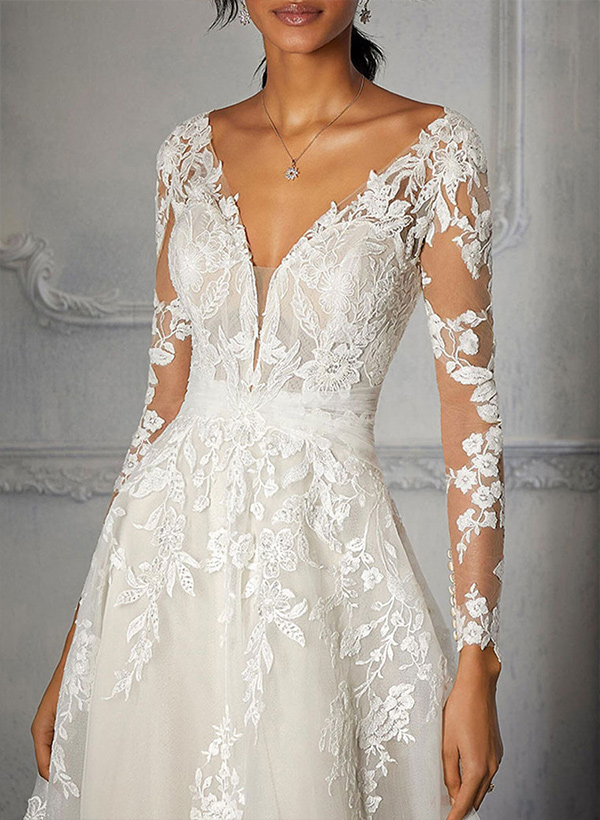 A-Line V-Neck Long Sleeves Tulle Lace Chapel Train Wedding Dresses With Appliques Lace