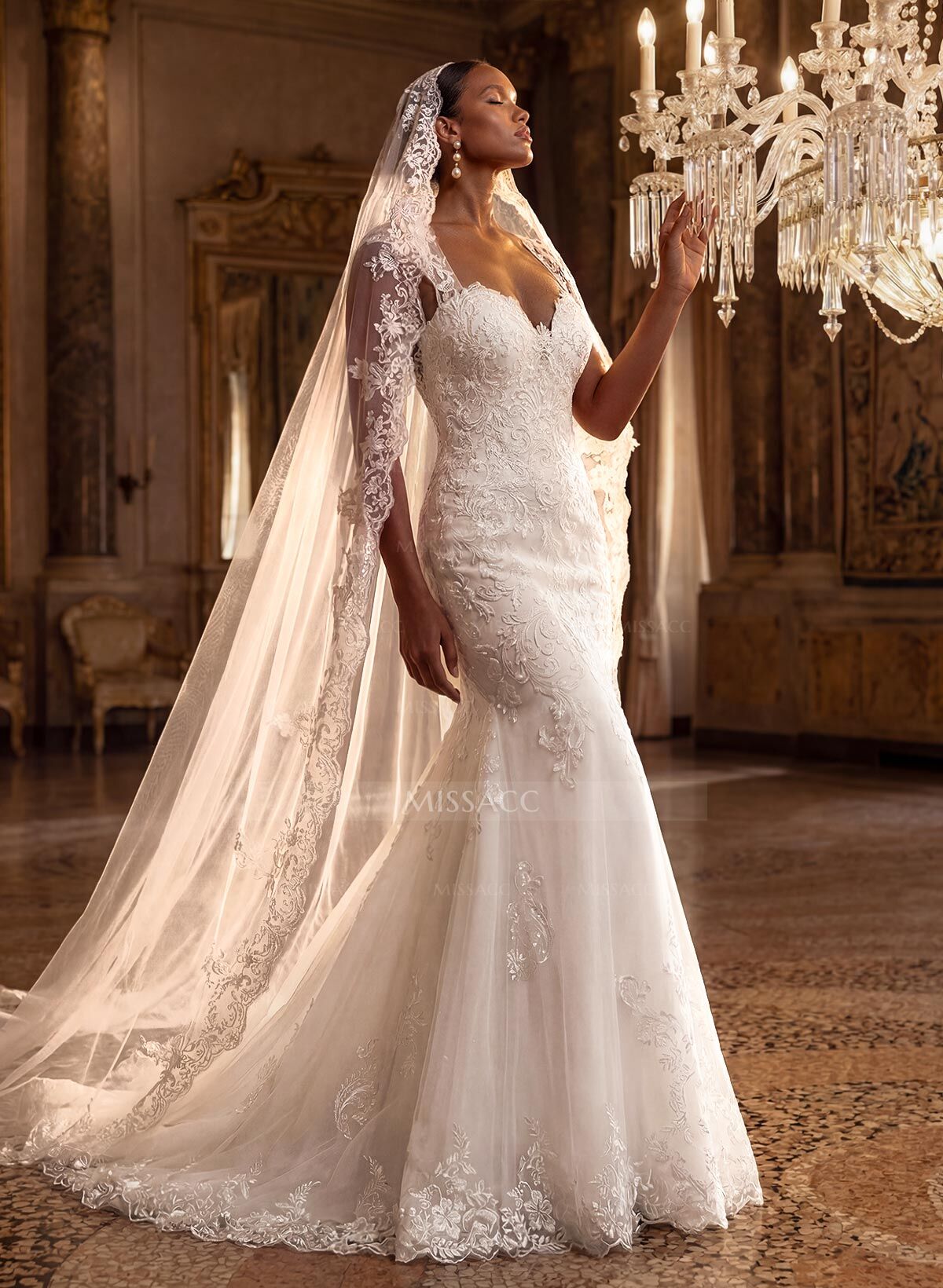 Trumpet/Mermaid Sweetheart Sleeveless Lace Chapel Train Wedding Dresses With Appliques Lace Back Hole