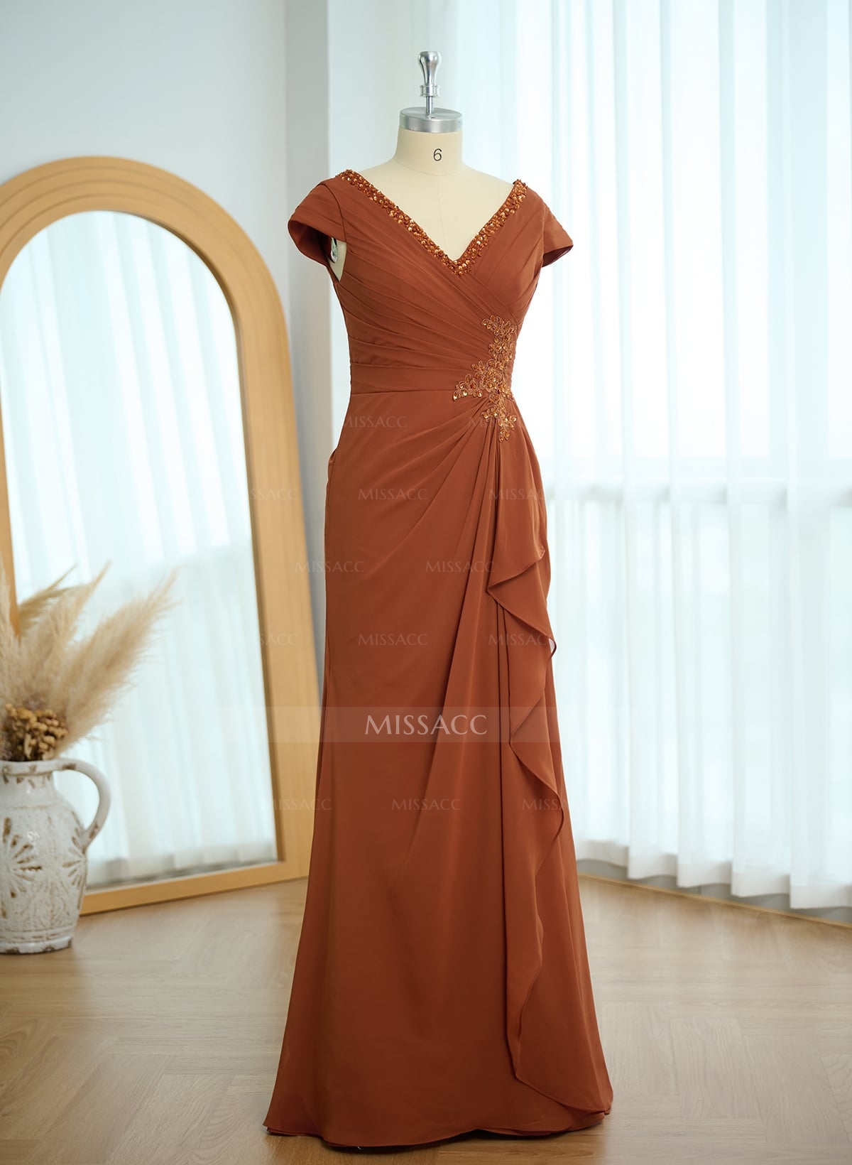 Sheath/Column V-Neck Floor-Length Chiffon Mother Of The Bride Dress With Appliques Lace