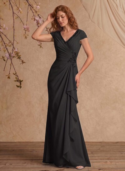 Sheath/Column V-Neck Floor-Length Chiffon Mother Of The Bride Dress With Appliques Lace