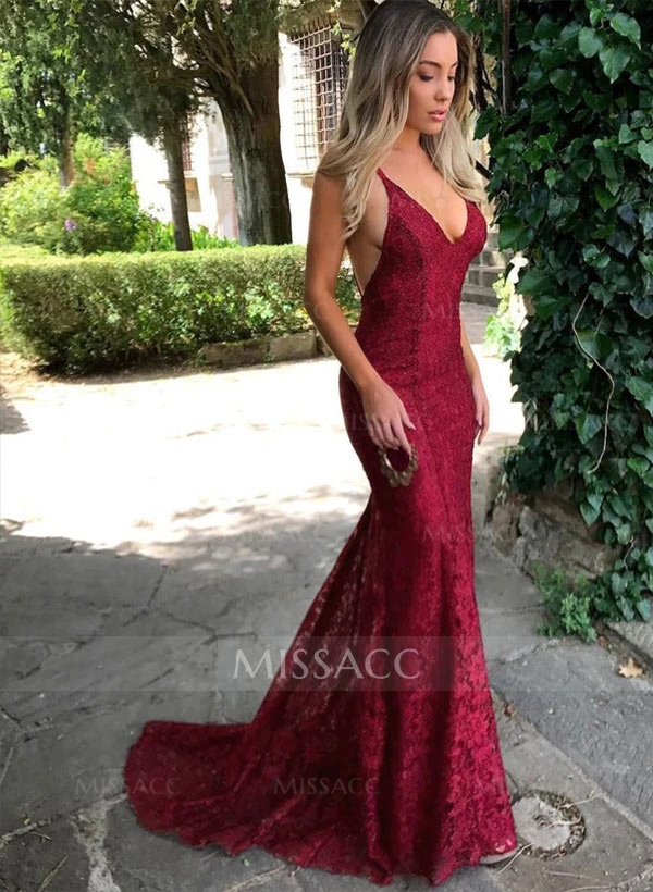 Trumpet/Mermaid V-Neck Sweep Train Lace Prom Dress