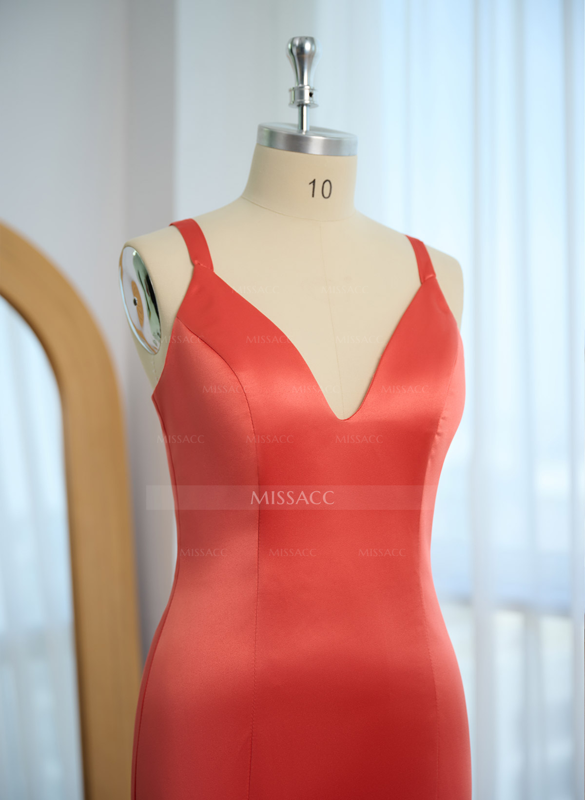 Trumpet/Mermaid V-Neck Sleeveless Sweep Train Satin Bridesmaid Dresses