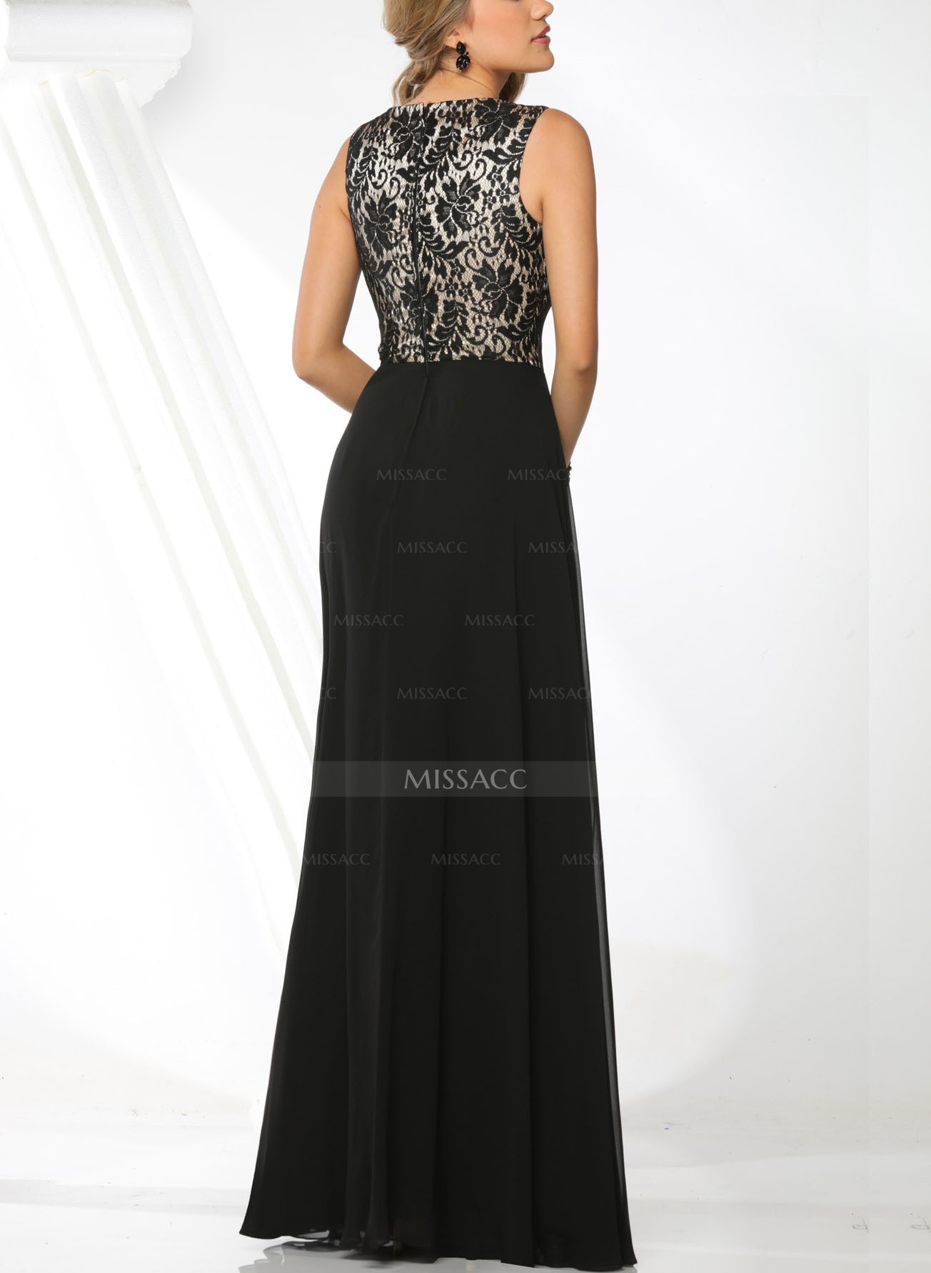 Elegant Lace A-Line Slit Bridesmaid Dresses