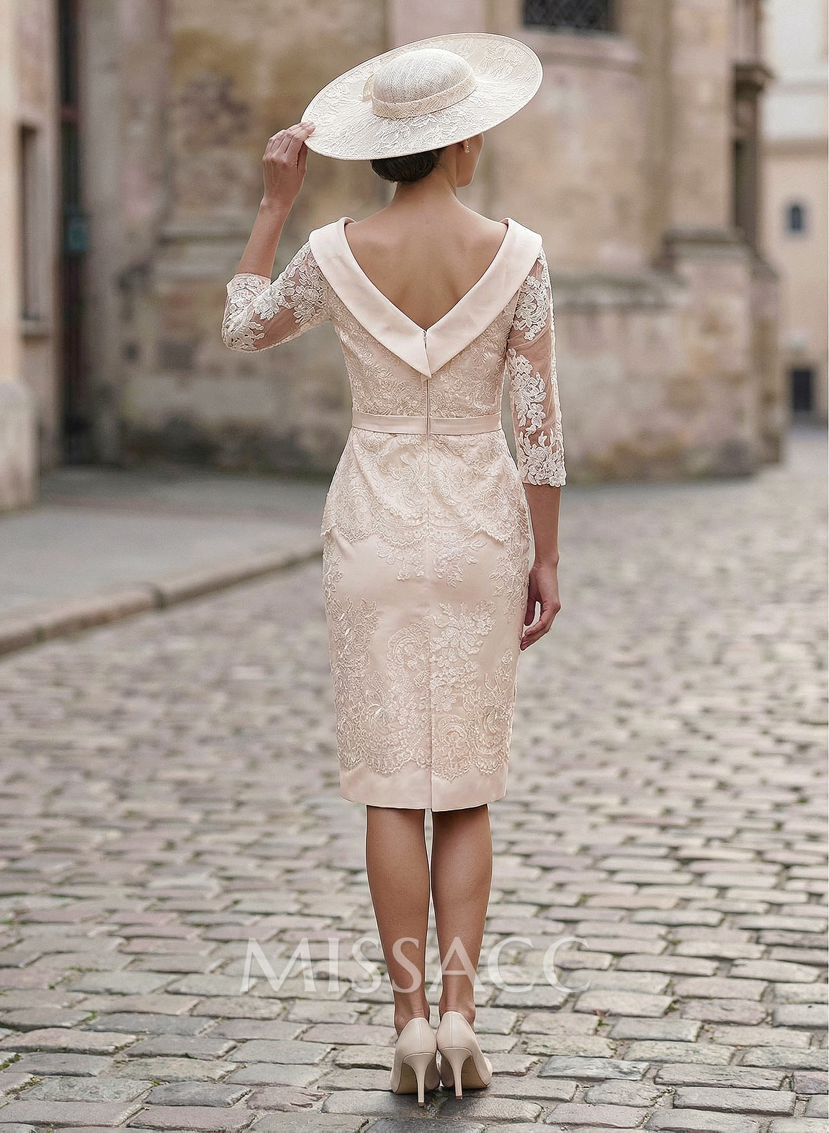 Sheath/Column Cowl Neck 1/2 Sleeves Lace/Satin Cocktail Dresses