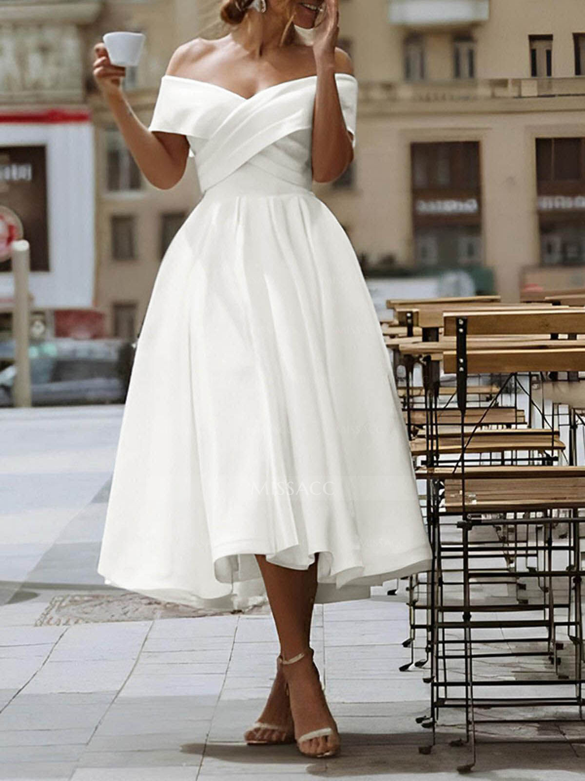 A-Line Off-The-Shoulder Satin Cocktail Dresses With Pockets