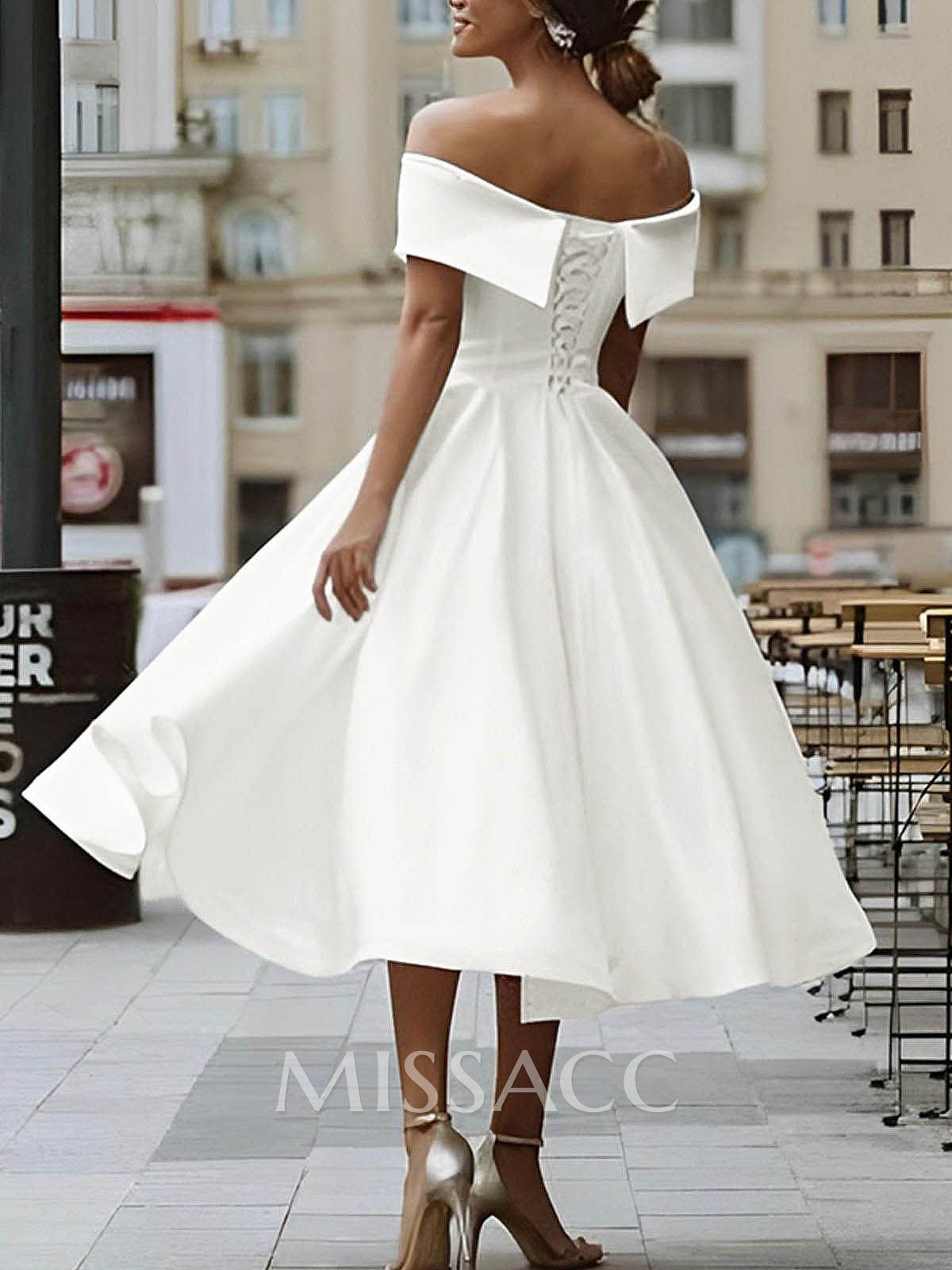 A-Line Off-The-Shoulder Satin Cocktail Dresses With Pockets