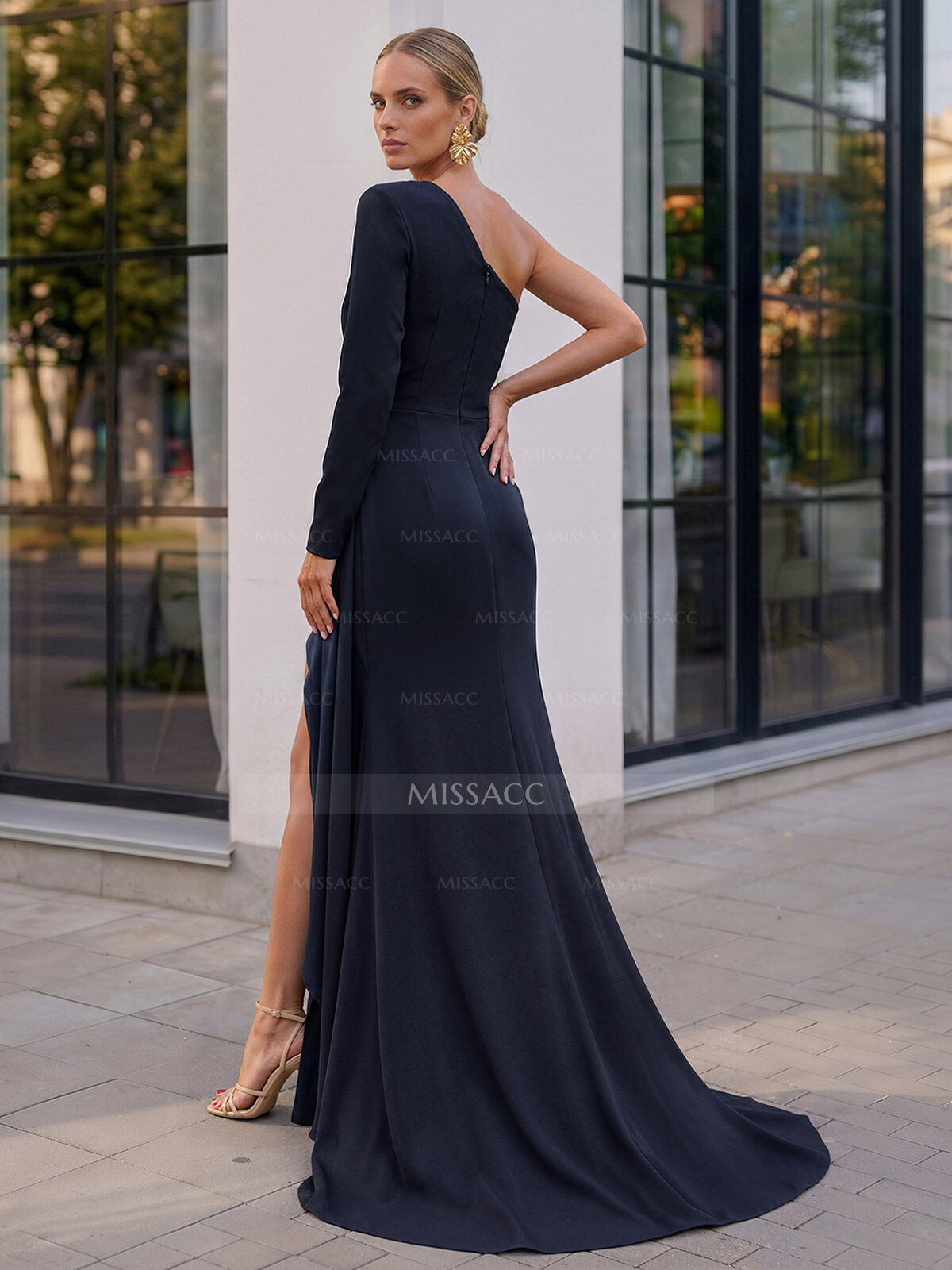 Long Sleeves One-Shoulder Simple Elegant Evening Dresses