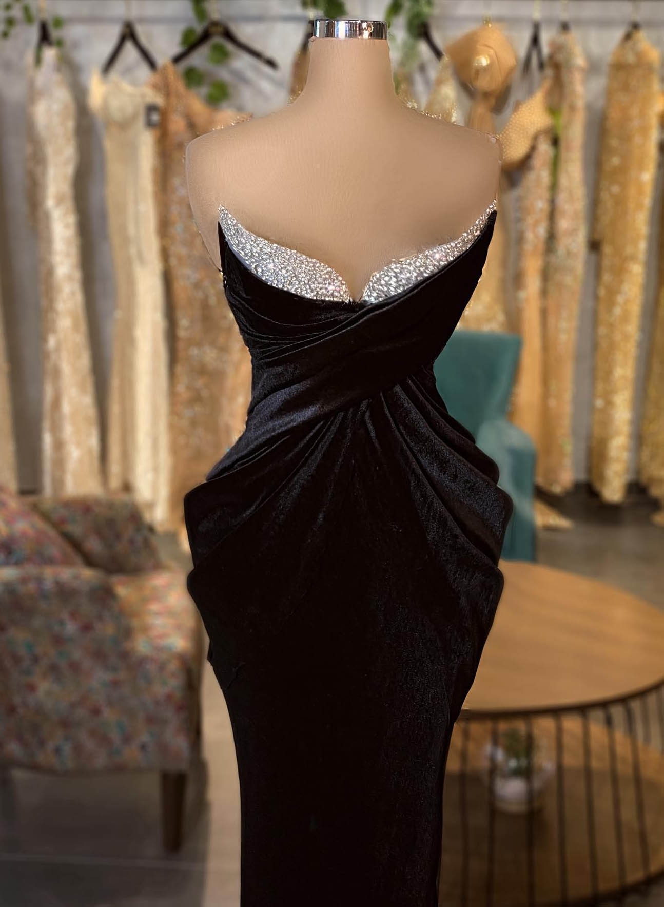 Strapless Velvet Sheath/Column Sparkly Evening Dresses