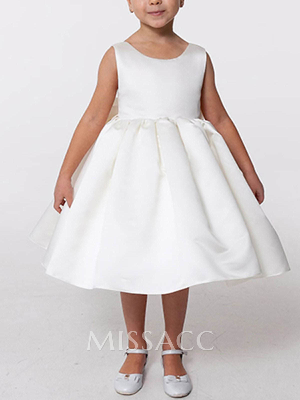 A-Line Scoop Neck Sleeveless Knee-Length Satin Flower Girl Dresses With Bow(s) A-Line Scoop Neck Sleeveless Knee-Length Satin Flower Girl Dresses With Bow(s)