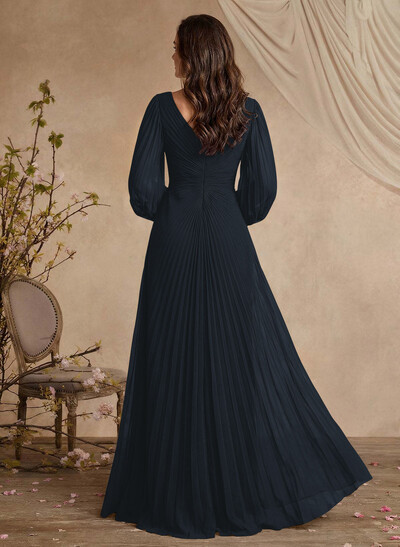 V-Neck Long Sleeves Pleated Mother Of The Bride Dresses With Beading