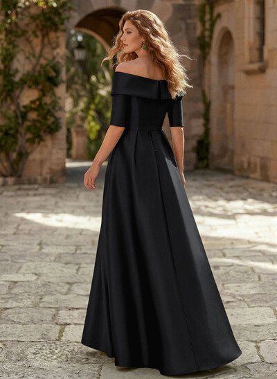 Elegant Off-The-Shoulder Satin Mother Of The Bride Dresses With 1/2 Sleeves