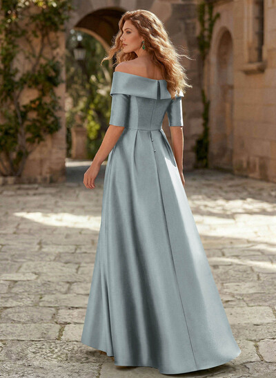 Elegant Off-The-Shoulder Satin Mother Of The Bride Dresses With 1/2 Sleeves