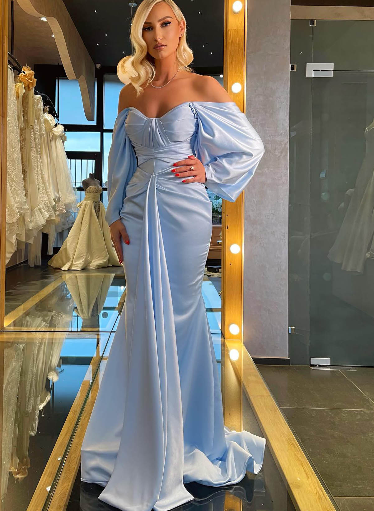 Off-The-Shoulder Long Sleeves Trumpet/Mermaid Prom Dresses With Silk Like Satin