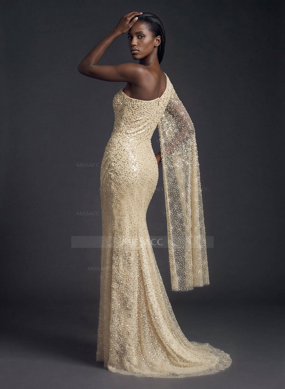 Sheath/Column One-Shoulder Sleeveless Sequined Prom Dresses With Split Front