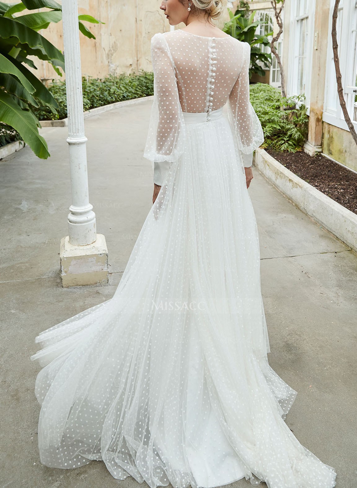 V-Neck Long Sleeves Tulle A-Line Wedding Dresses