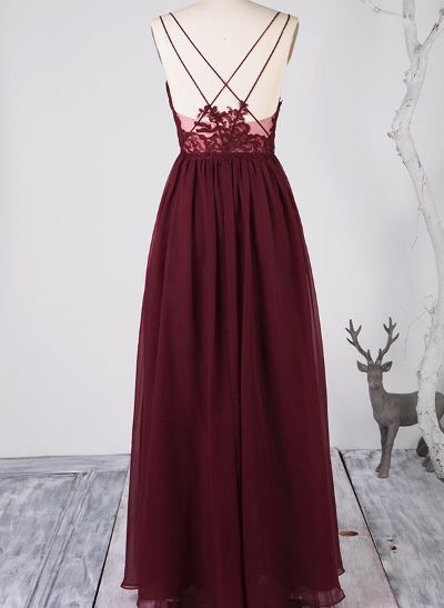 A-Line V-Neck Sleeveless Chiffon Bridesmaid Dresses With Appliques Lace