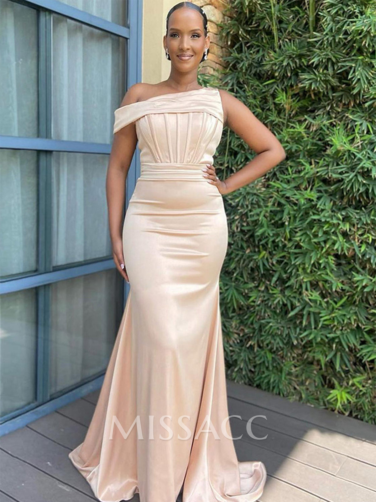Asymmetrical Sleeveless Sweep Train Satin Bridesmaid Dresses Asymmetrical Sleeveless Sweep Train Satin Bridesmaid Dresses