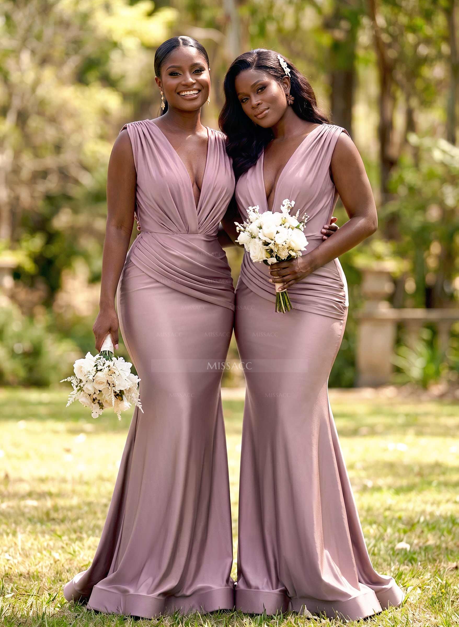 Trumpet/Mermaid V-Neck Sleeveless Sweep Train Bridesmaid Dresses