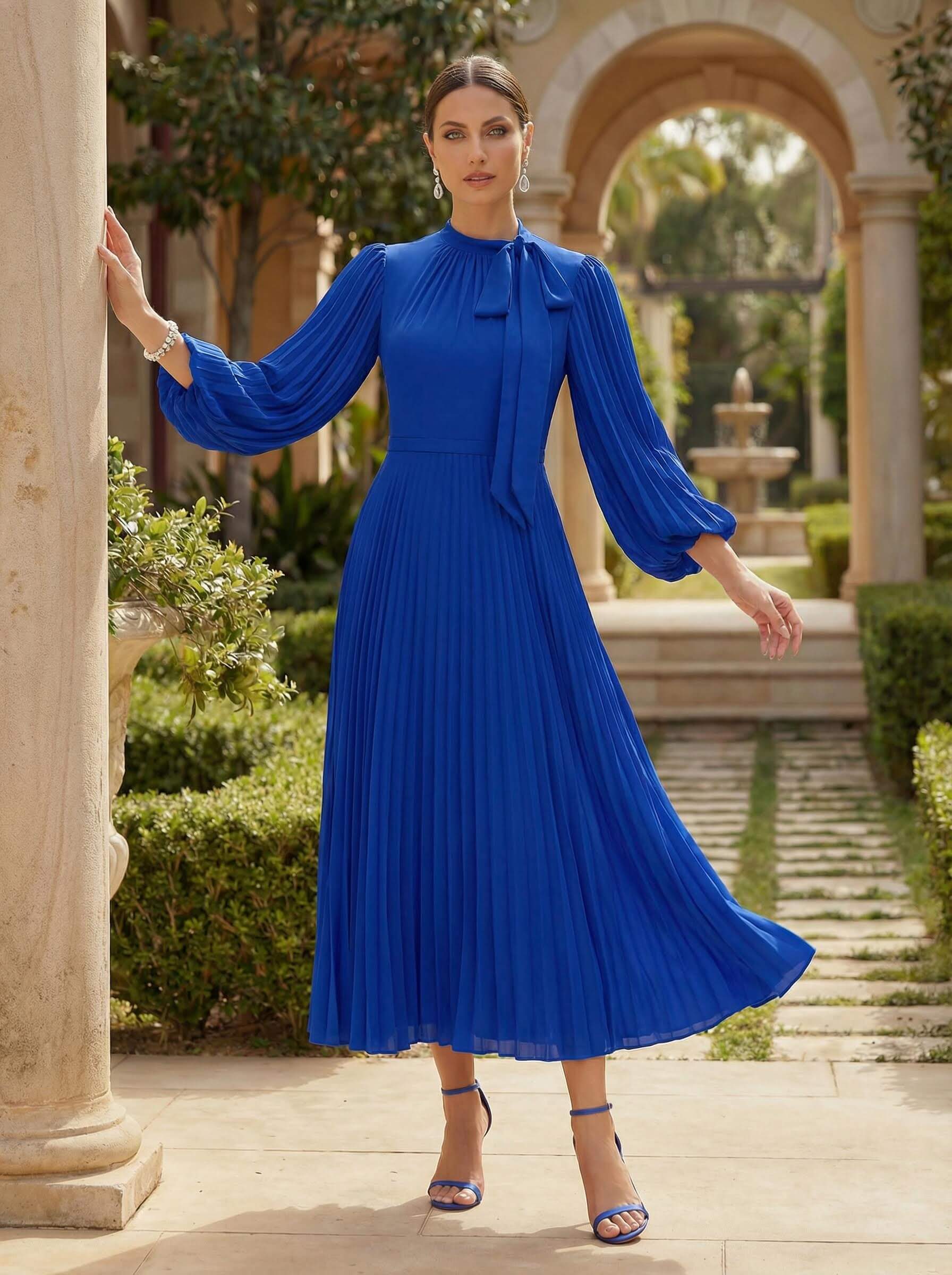 A-Line Scoop Neck Long Sleeves Chiffon Cocktail Dresses